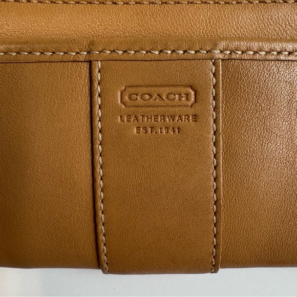 Coach Vintage Leather Keychain Card Wallet Tan - Picture 5 of 17